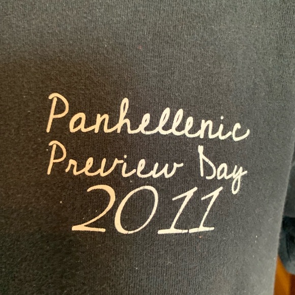 Vanderbilt University Sorority T-shirt Medium - Picture 5 of 8